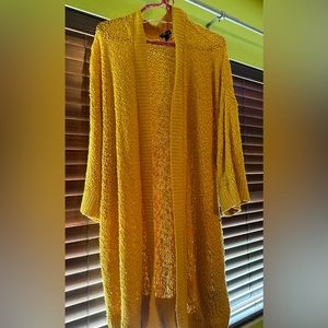 Torrid yellow sweater. 2/3 sleeves. Crochet-type look. Size 5